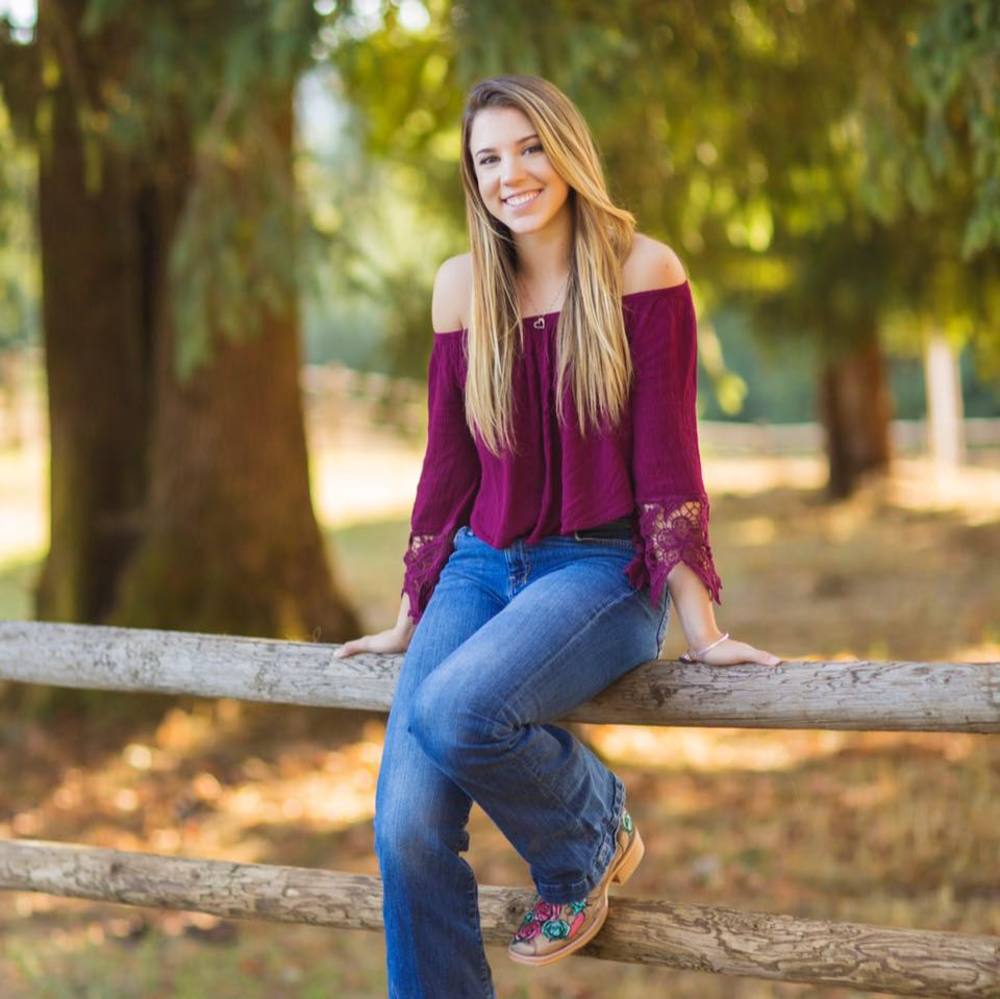 Meet your Posher, Lindzey